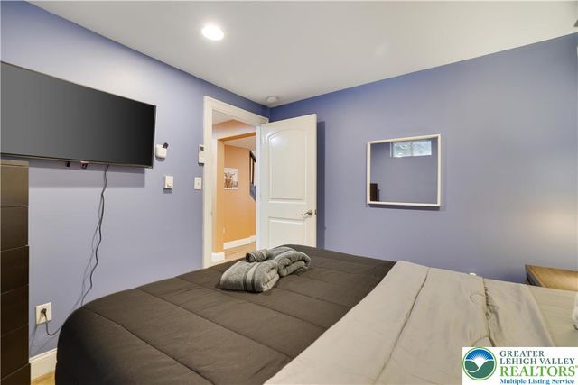 163 Cambridge Court, Lehman Twp, PA 18324