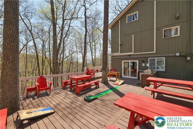 163 Cambridge Court, Lehman Twp, PA 18324