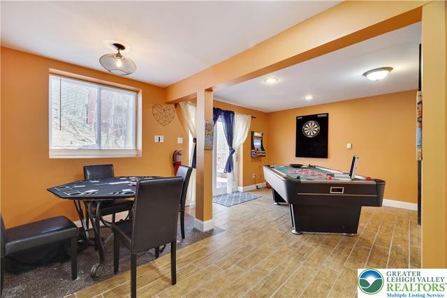 163 Cambridge Court, Lehman Twp, PA 18324