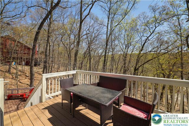 163 Cambridge Court, Lehman Twp, PA 18324