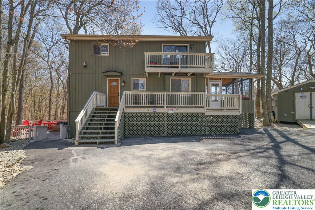 163 Cambridge Court, Lehman Twp, PA 18324