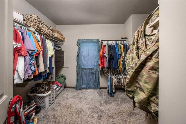 291 NE Simmons Cir, Fletcher, OK 73541