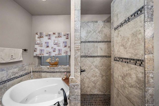 291 NE Simmons Cir, Fletcher, OK 73541