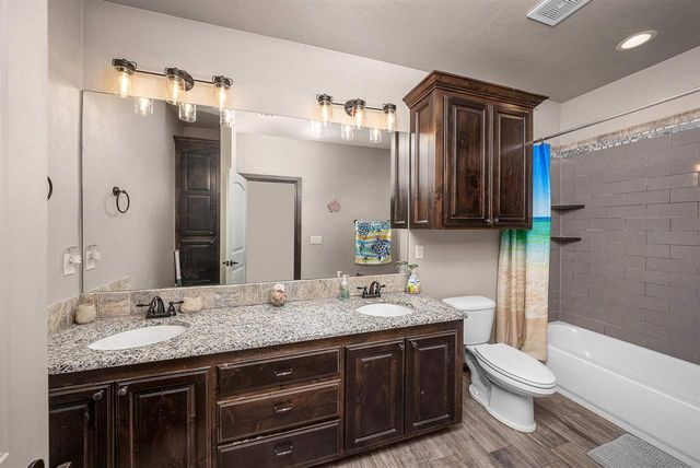 291 NE Simmons Cir, Fletcher, OK 73541