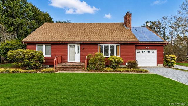 120 Promenade Drive, Aquebogue, NY 11901