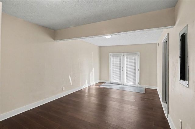 6048 Old Wellborn Trace, Lithonia, GA 30058