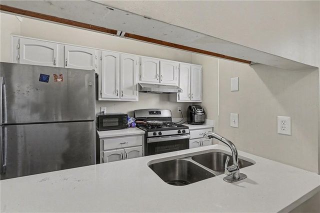 6048 Old Wellborn Trace, Lithonia, GA 30058