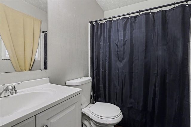 6048 Old Wellborn Trace, Lithonia, GA 30058