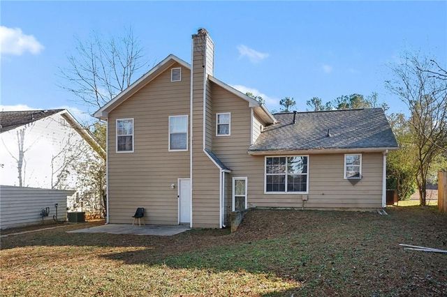 6048 Old Wellborn Trace, Lithonia, GA 30058