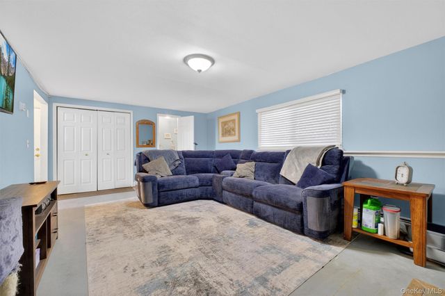 19 Brill Lane, Poughquag, NY 12570