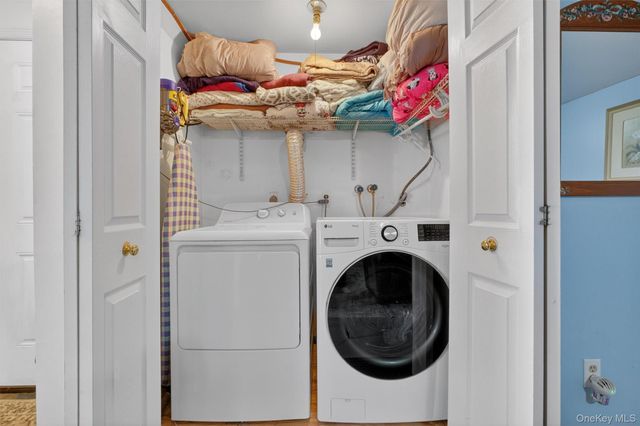 19 Brill Lane, Poughquag, NY 12570