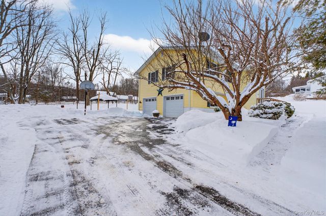 19 Brill Lane, Poughquag, NY 12570