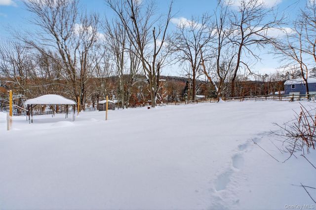 19 Brill Lane, Poughquag, NY 12570