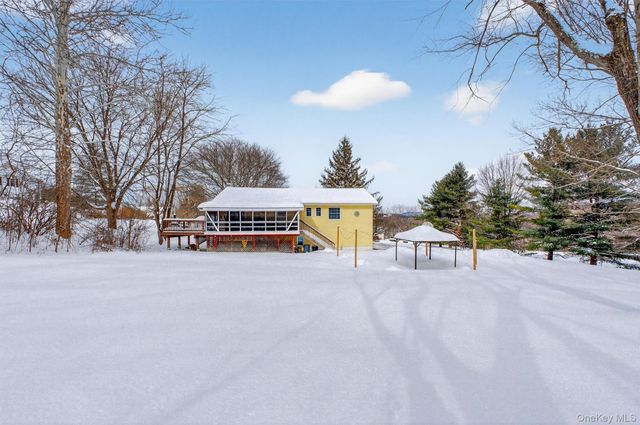 19 Brill Lane, Poughquag, NY 12570