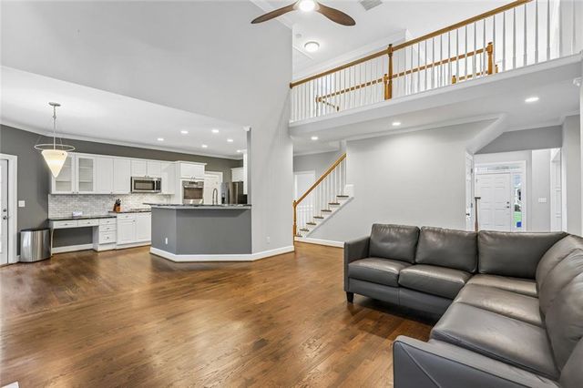 233 Jeffrey Drive, Woodstock, GA 30188