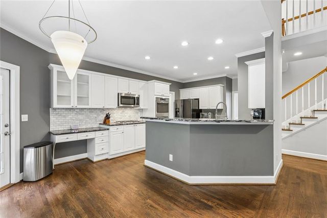 233 Jeffrey Drive, Woodstock, GA 30188