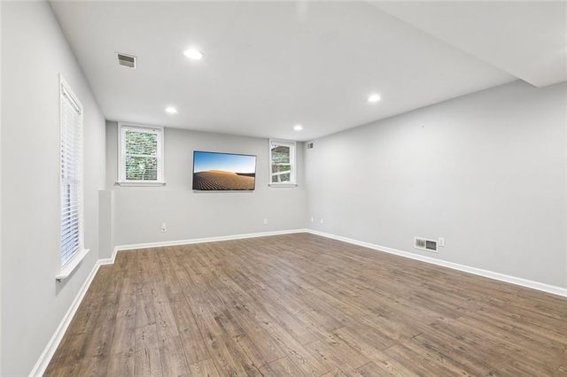 233 Jeffrey Drive, Woodstock, GA 30188