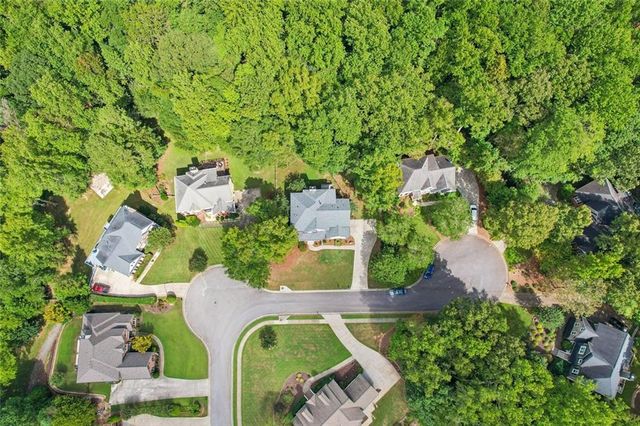 233 Jeffrey Drive, Woodstock, GA 30188
