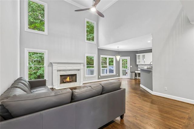 233 Jeffrey Drive, Woodstock, GA 30188