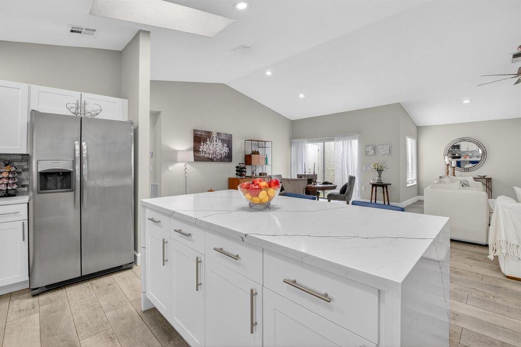 1315 NW 25th Lane, Delray Beach, FL 33445