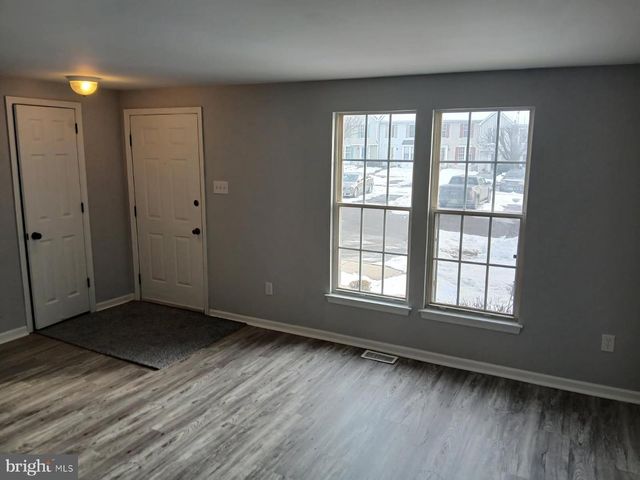 34 PARLIAMENT DR, Mount Holly, NJ 08060