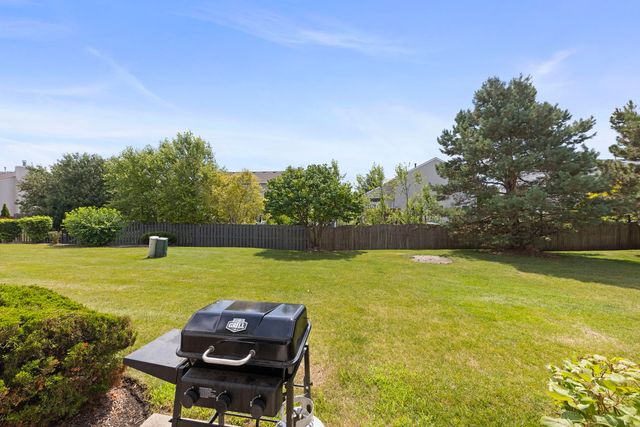 6928 Creekside Drive, Plainfield, IL 60586