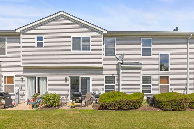 6928 Creekside Drive, Plainfield, IL 60586