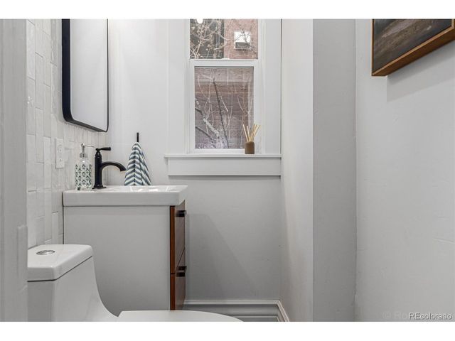 178 S Corona St, Denver, CO 80209