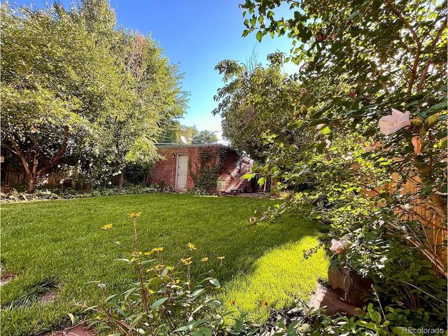 178 S Corona St, Denver, CO 80209