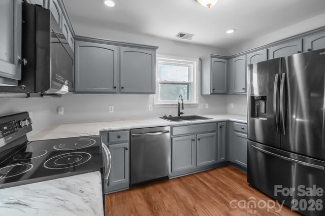 2984 Daffodil Court, Gastonia, NC 28054