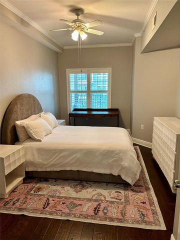 200 4TH AVENUE S 329, St Petersburg, FL 33701