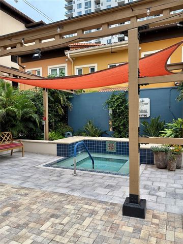 200 4TH AVENUE S 329, St Petersburg, FL 33701