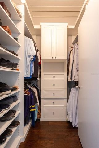 200 4TH AVENUE S 329, St Petersburg, FL 33701