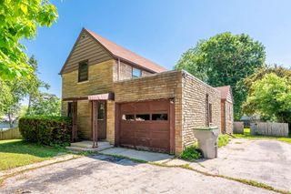 6352 N 104th STREET, Milwaukee, WI 53225