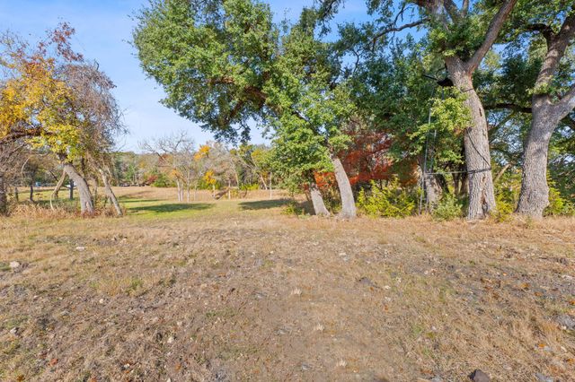 801 Needham RD, Dripping Springs, TX 78620