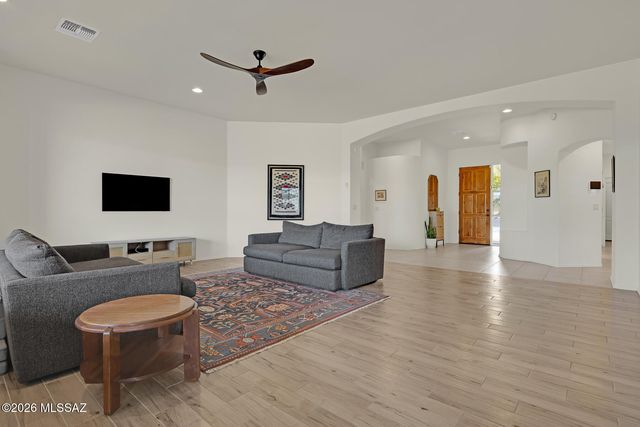 6298 N Via Lomas De Paloma, Tucson, AZ 85718