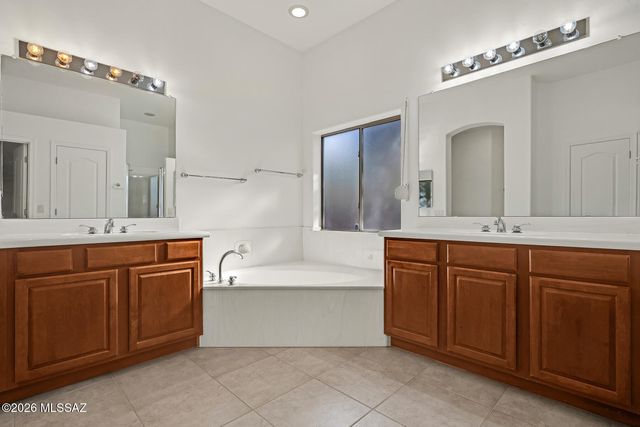 6298 N Via Lomas De Paloma, Tucson, AZ 85718