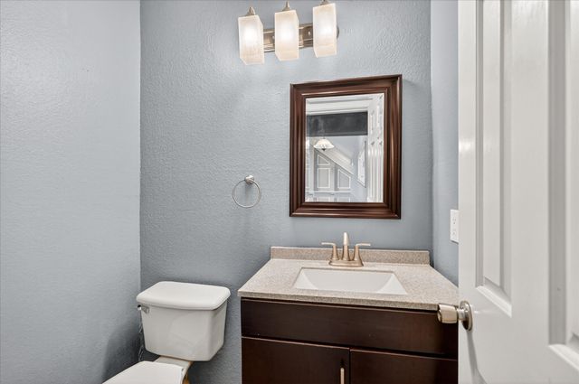 2117 Lavaca Trail, Carrollton, TX 75010