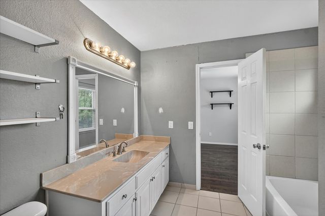 2117 Lavaca Trail, Carrollton, TX 75010