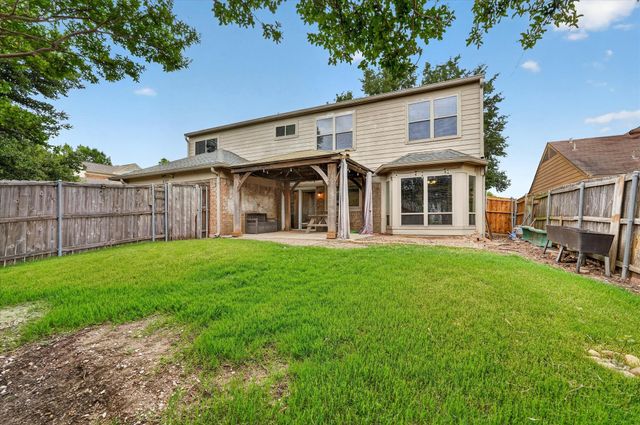 2117 Lavaca Trail, Carrollton, TX 75010