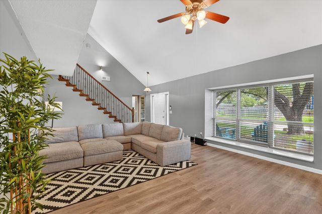 2117 Lavaca Trail, Carrollton, TX 75010