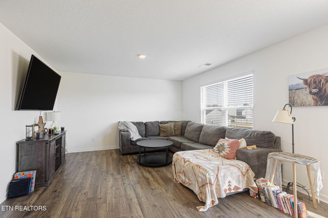 2556 Lucille Ln, Talbott, TN 37877