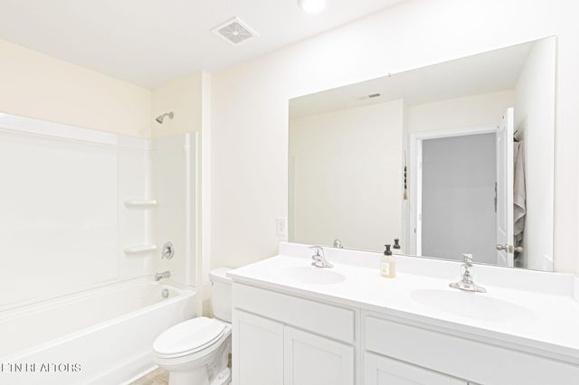 2556 Lucille Ln, Talbott, TN 37877