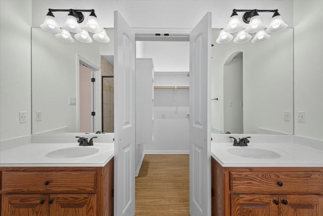 110 Heritage Place, Glen Rose, TX 76043
