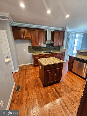 14 MERIDIAN BLVD, Bear, DE 19701