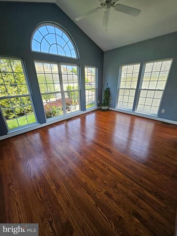 14 MERIDIAN BLVD, Bear, DE 19701