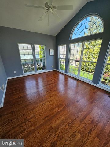 14 MERIDIAN BLVD, Bear, DE 19701