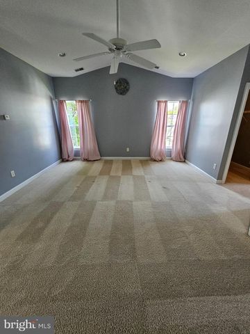 14 MERIDIAN BLVD, Bear, DE 19701