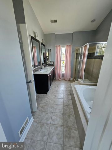 14 MERIDIAN BLVD, Bear, DE 19701