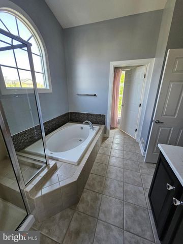 14 MERIDIAN BLVD, Bear, DE 19701